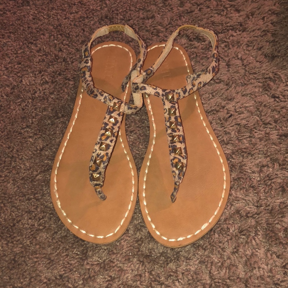 sandals - Picture 2 of 2